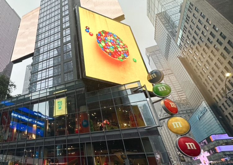 Una de las entradas de la tienda M&Ms en Times Square